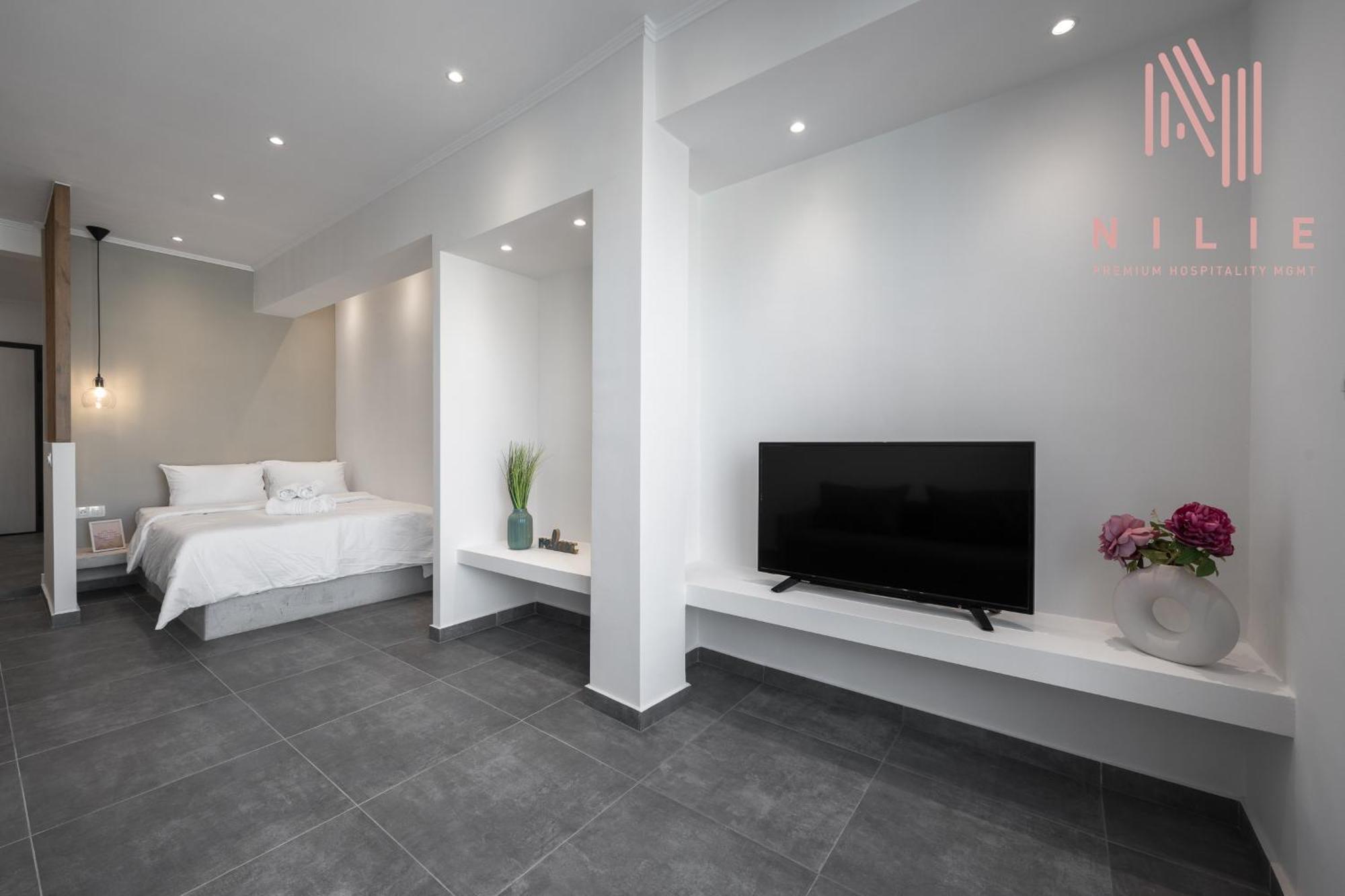 V1 Penthouse, Nilie Hospitality Mgmt Apartment Thessaloniki Exterior photo