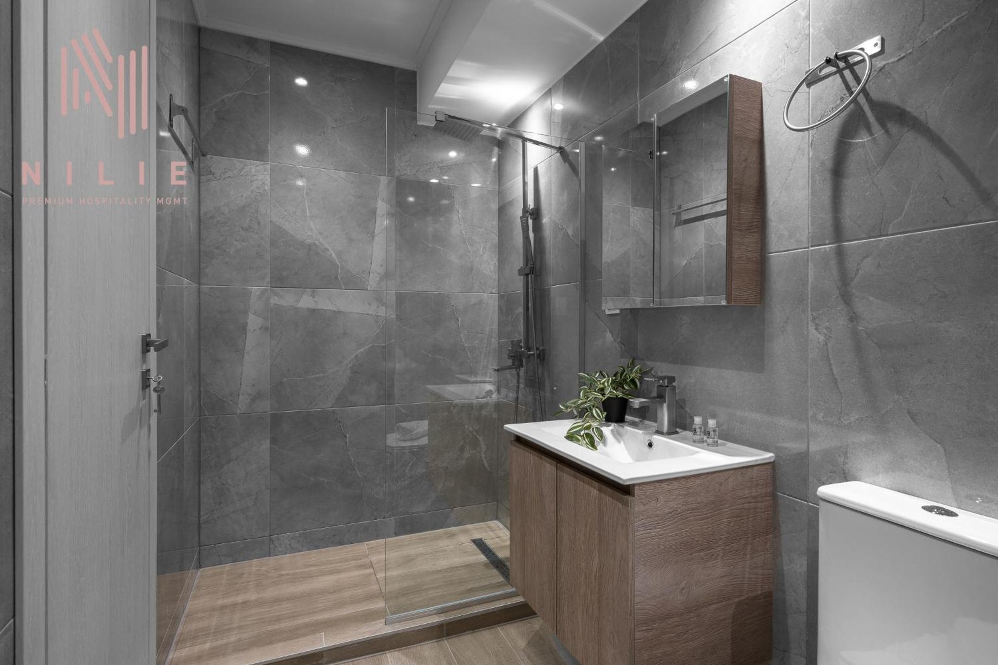 V1 Penthouse, Nilie Hospitality Mgmt Apartment Thessaloniki Exterior photo