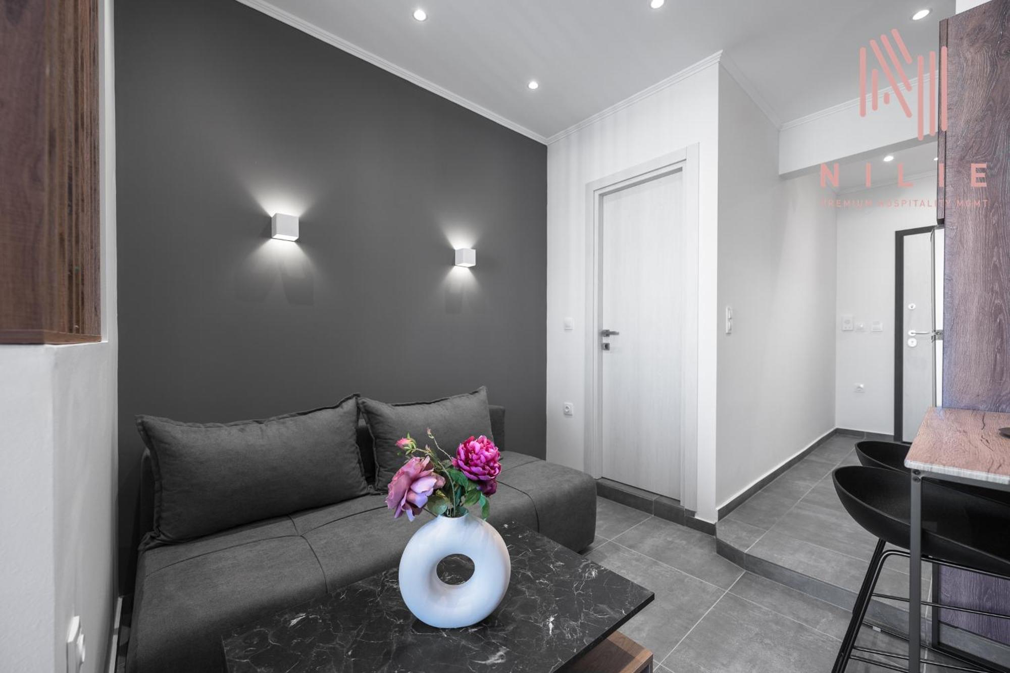 V1 Penthouse, Nilie Hospitality Mgmt Apartment Thessaloniki Exterior photo